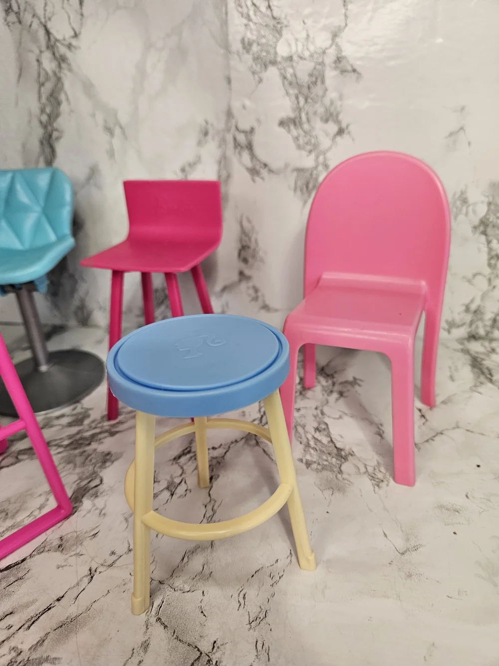 Barbie Chairs Set